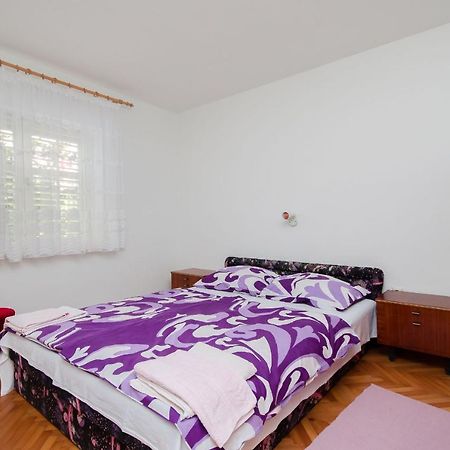 Apartments Biserka Barbat na Rabu Ngoại thất bức ảnh