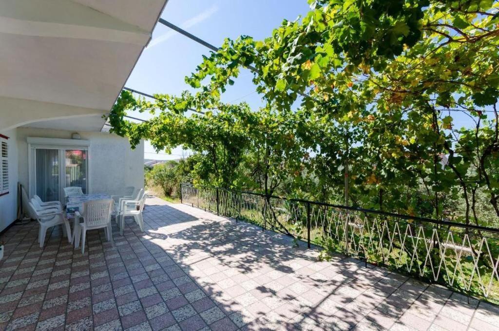 Apartments Biserka Barbat na Rabu Ngoại thất bức ảnh