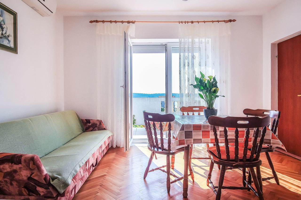 Apartments Biserka Barbat na Rabu Ngoại thất bức ảnh
