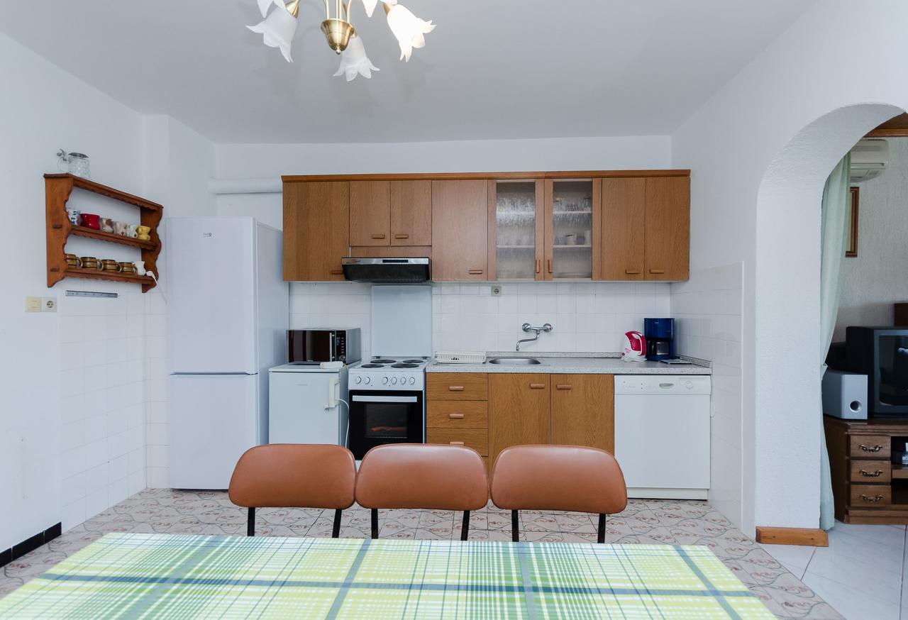 Apartments Biserka Barbat na Rabu Ngoại thất bức ảnh