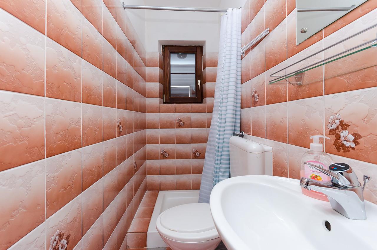 Apartments Biserka Barbat na Rabu Ngoại thất bức ảnh